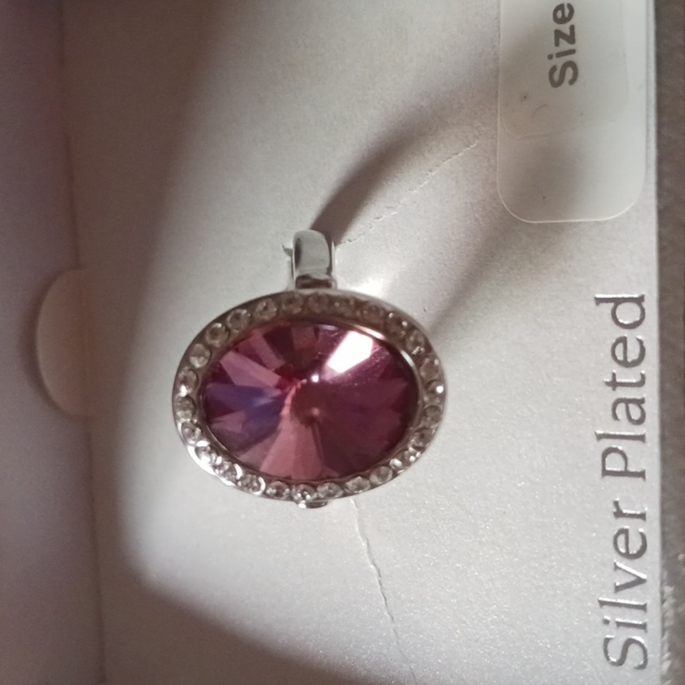 Ring - Picture 2 of 2